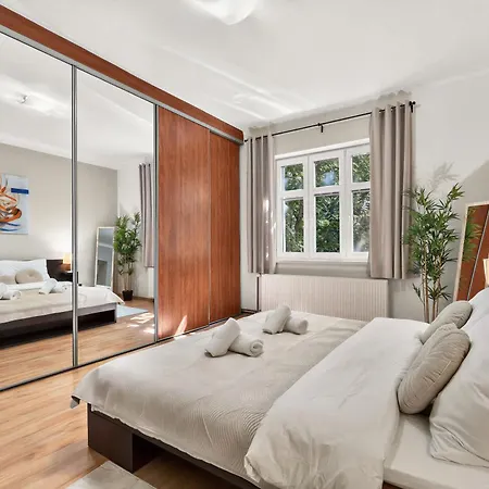 Spacious With Balcony - Old Town * Pressburg