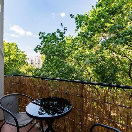 Spacious With Balcony - Old Town Pressburg